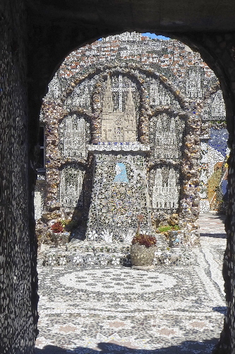 Image Maison Picassiette